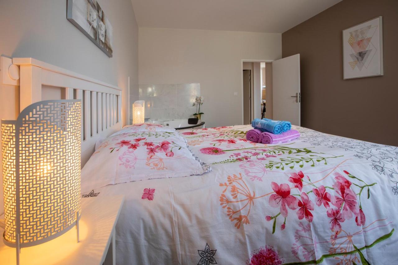 Loc Trotteur Le Cacao - Balneo, Gare Lourdes Appartement Buitenkant foto