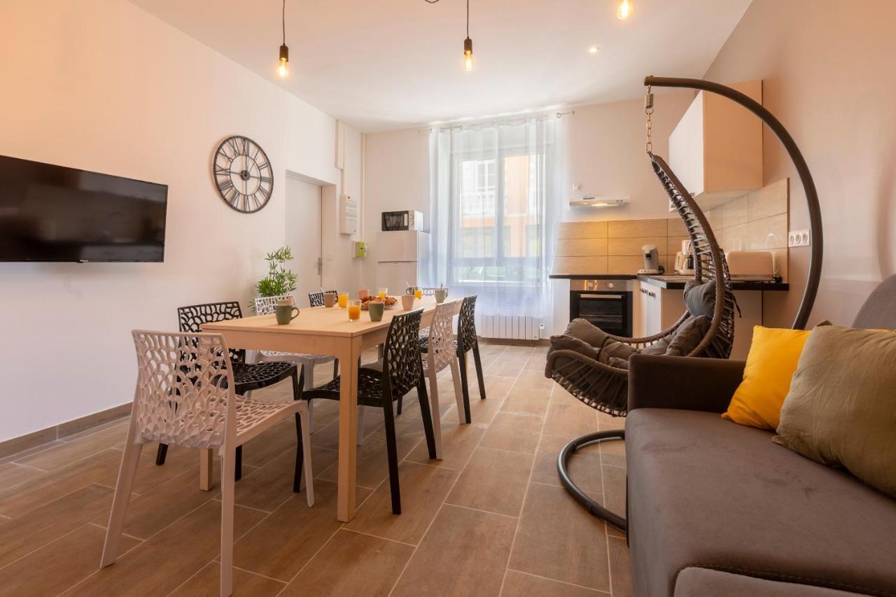 Loc Trotteur Le Cacao - Balneo, Gare Lourdes Appartement Buitenkant foto